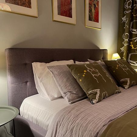 Piani City Apartment โรวานิเอมิ ภายนอก รูปภาพ